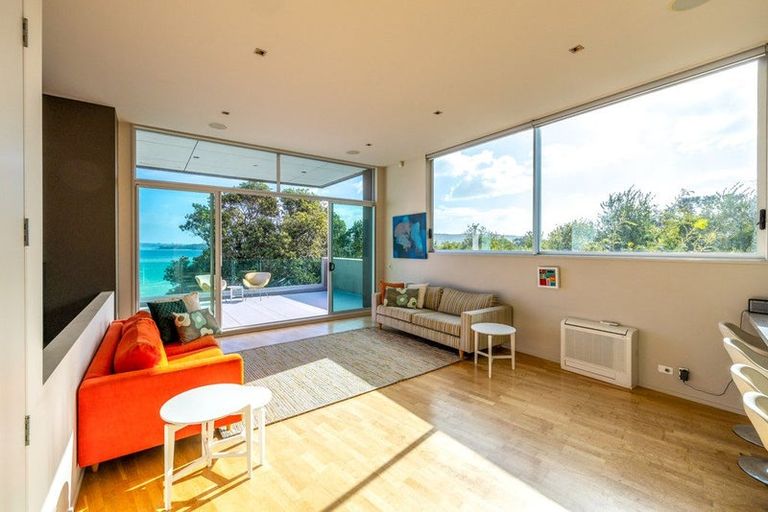 Photo of property in 53 Kennedy Point Road, Surfdale, Waiheke Island, 1081