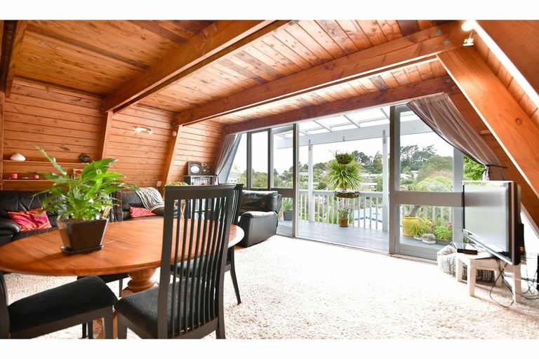 Photo of property in 10a Win Grove, Hatfields Beach, Orewa, 0931