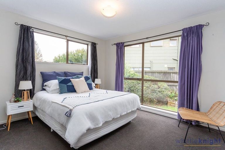 Photo of property in 22 Geraldo Place, Russley, Christchurch, 8042