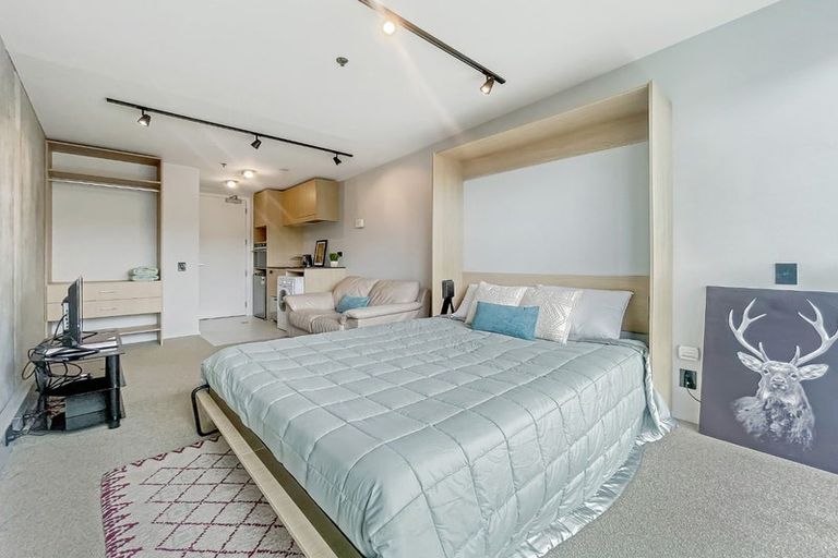 Photo of property in Vedado Apartments, 208/41 Hopper Street, Mount Cook, Wellington, 6011