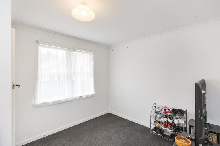 Photo of property in 10 Antrim Place, Hokowhitu, Palmerston North, 4410