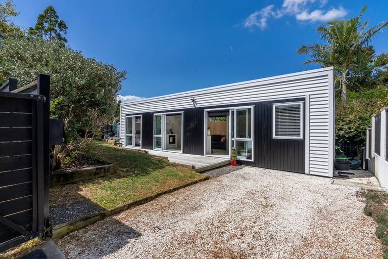 Photo of property in 80 Park Hill Road, Birkenhead, Auckland, 0626