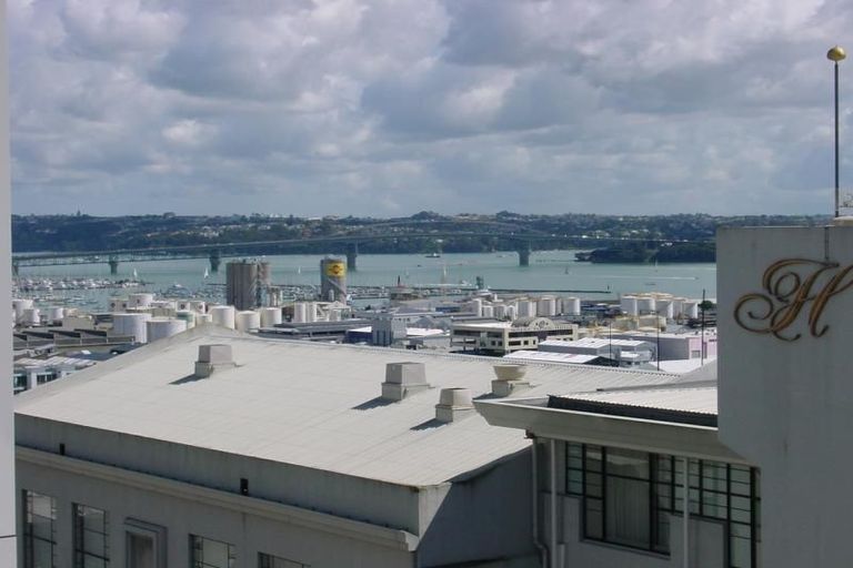 Photo of property in H47 Apartments, 1005/47 Hobson Street, Auckland Central, Auckland, 1010