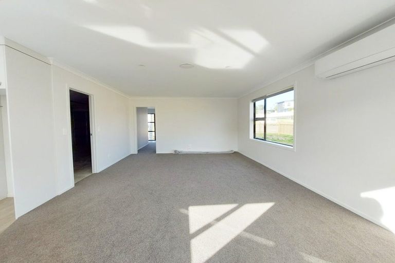 Photo of property in 2/2 Jennian Avenue, Rototuna North, Hamilton, 3281