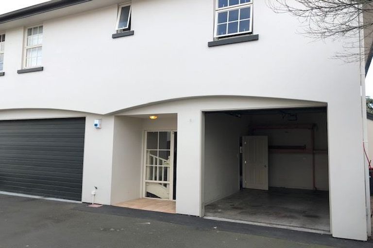 Photo of property in 9h Crohane Place, Addington, Christchurch, 8024