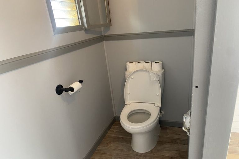 Photo of property in 99a Church Street, West End, Palmerston North, 4412