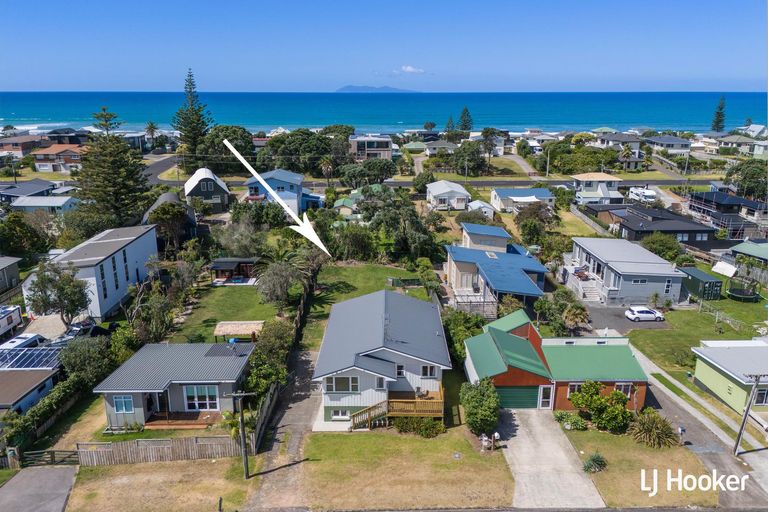 Photo of property in 49 Hillview Road, Waihi Beach, 3611