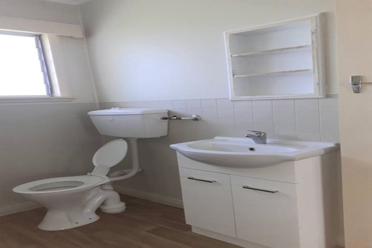 Photo of property in 6-7 Russell Street, Feilding, 4702