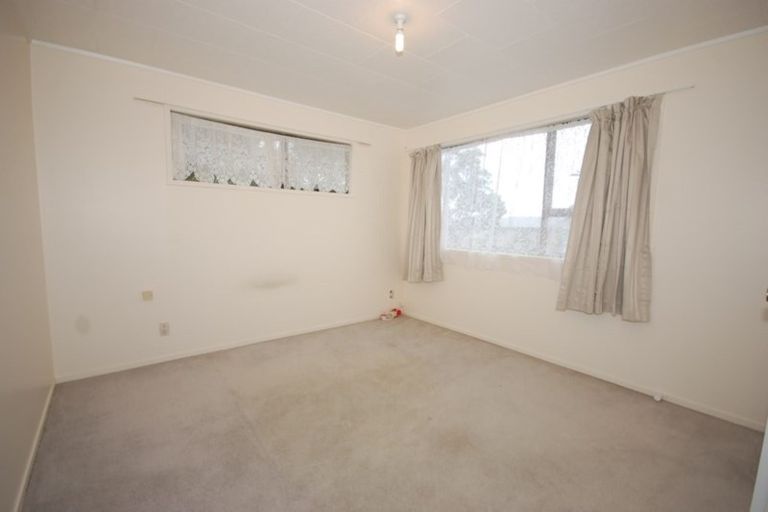 Photo of property in 57 Ferndown Avenue, Papatoetoe, Auckland, 2025