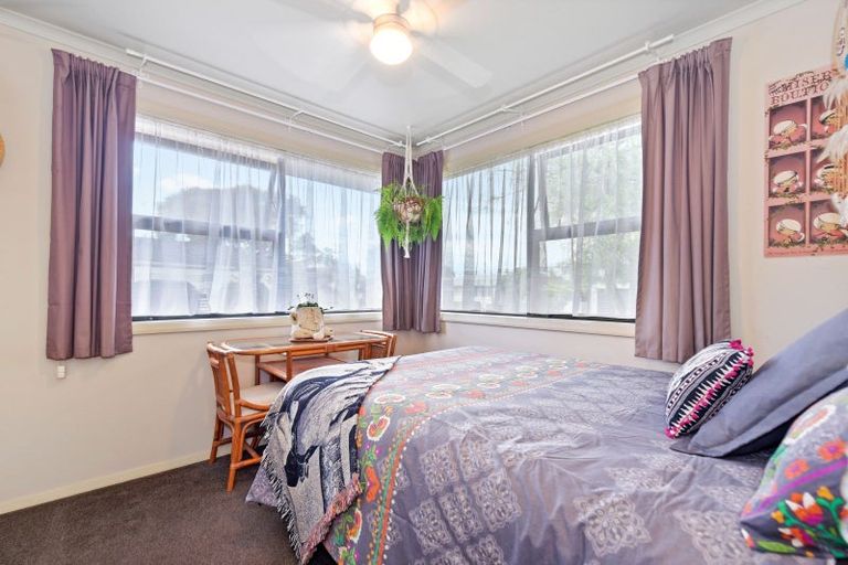 Photo of property in 37 Pulham Crescent, Queenwood, Hamilton, 3210