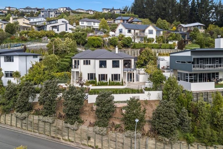 Photo of property in 4 Yelverton Place, Huntsbury, Christchurch, 8022