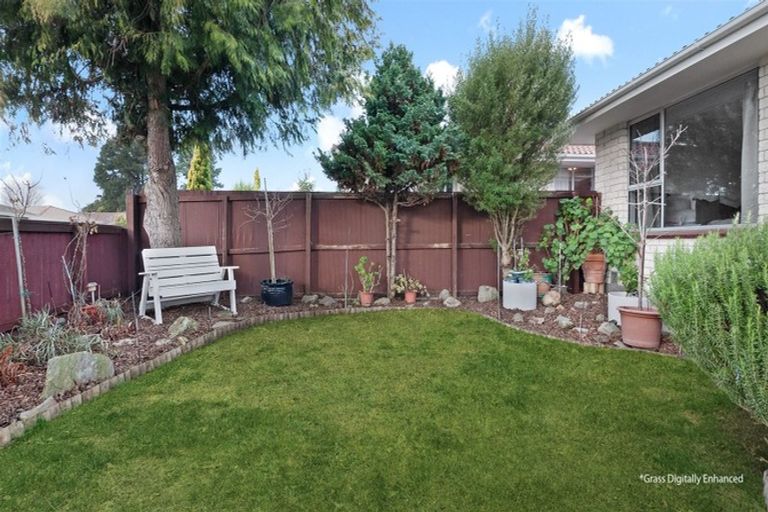 Photo of property in 1/47 Kawau Crescent, Bromley, Christchurch, 8062