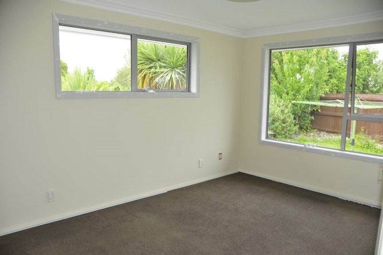 Photo of property in 6a Deepdale Street, Burnside, Christchurch, 8053