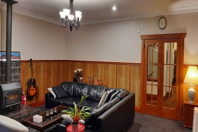 Photo of property in 361 Karori Road, Karori, Wellington, 6012