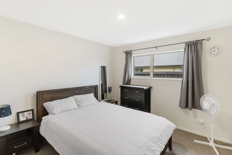 Photo of property in 15 Little Oaks Drive, Yaldhurst, Christchurch, 8042