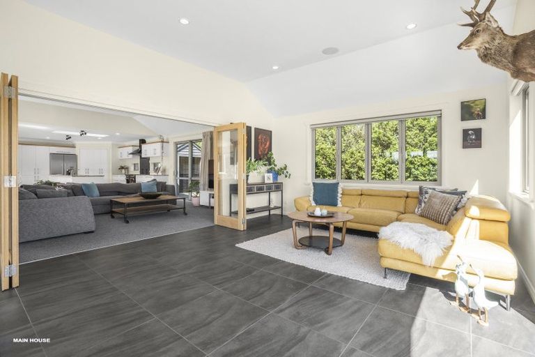 Photo of property in 81 Reading Street, Greytown, 5712