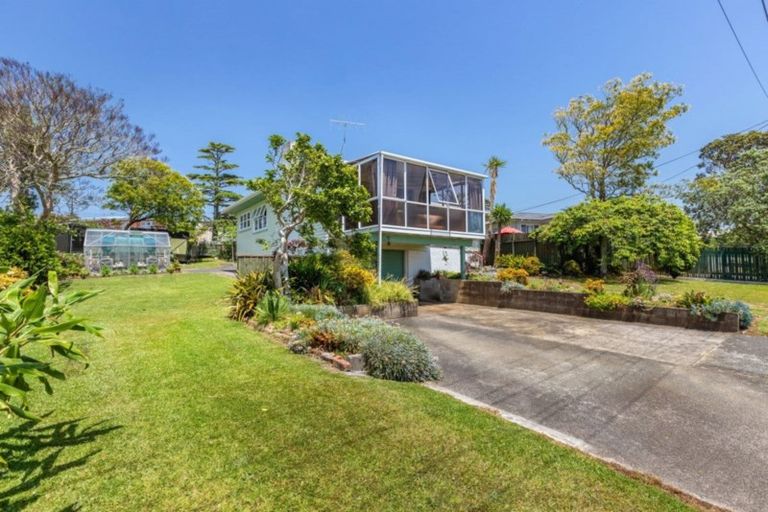 Photo of property in 8 Bellevue Avenue, Wellsford, 0900