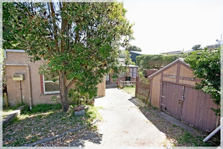 Photo of property in 12 Nelson Street, Foxton Beach, Foxton, 4815