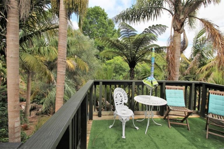 Photo of property in 2 Charles Street, Te Kamo, Whangarei, 0112