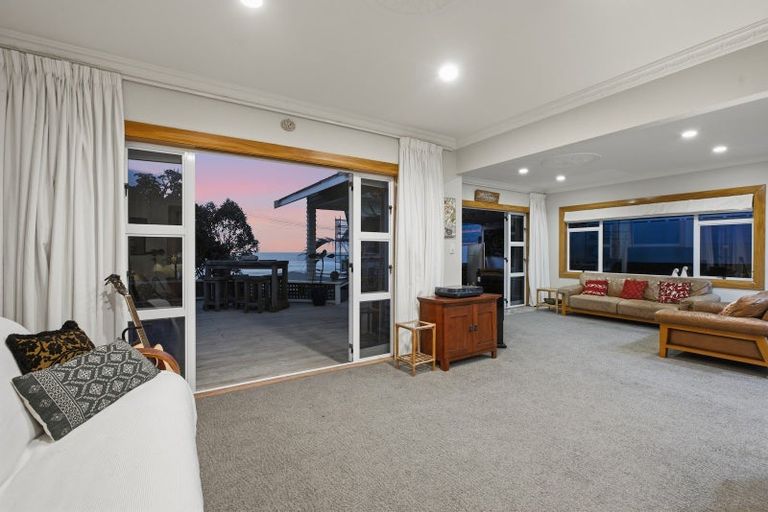 Photo of property in 42 Octavius Place, New Plymouth, 4312