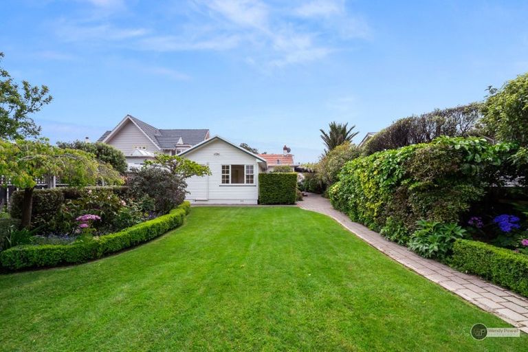 Photo of property in 12 Penrose Street, Woburn, Lower Hutt, 5010