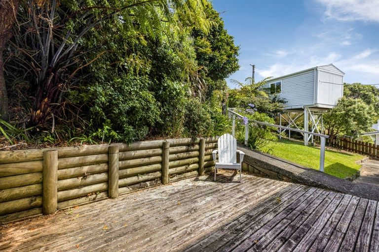Photo of property in 16 Dominion Park Street, Johnsonville, Wellington, 6037