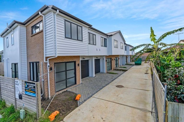 Photo of property in 37f Court Town Close, Mangere, Auckland, 2022