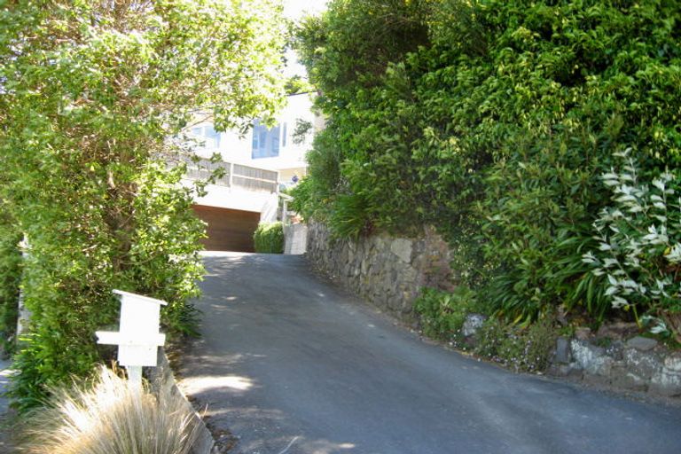 Photo of property in 110 Nicholson Road, Khandallah, Wellington, 6035