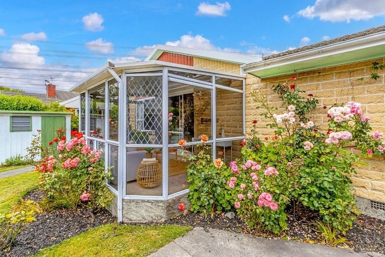 Photo of property in 20 Ambleside Drive, Burnside, Christchurch, 8053