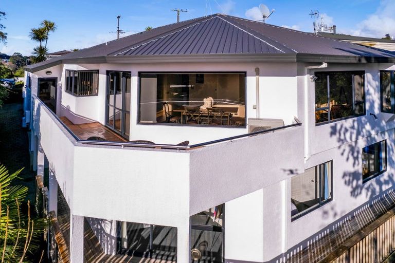 Photo of property in 23 Maratahu Street, Westown, New Plymouth, 4310