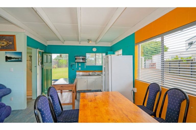 Photo of property in 196 Cook Drive, Whitianga, 3510