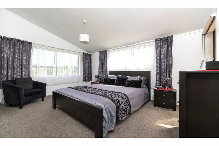 Photo of property in 38 Riddell Road, Kerikeri, 0230