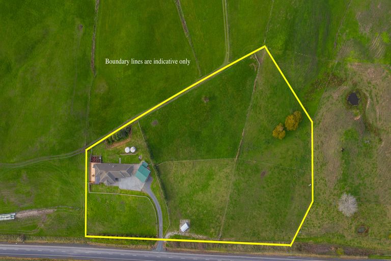 Photo of property in 932 Wharehine Road, Wharehine, Wellsford, 0973