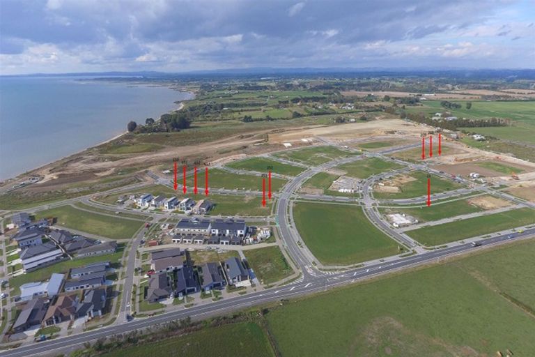 Photo of property in 19 Uatoto Road, Clarks Beach, 2122