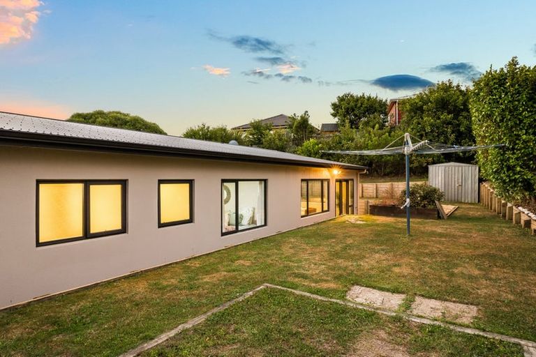 Photo of property in 25 Kaimai Place, Aotea, Porirua, 5024