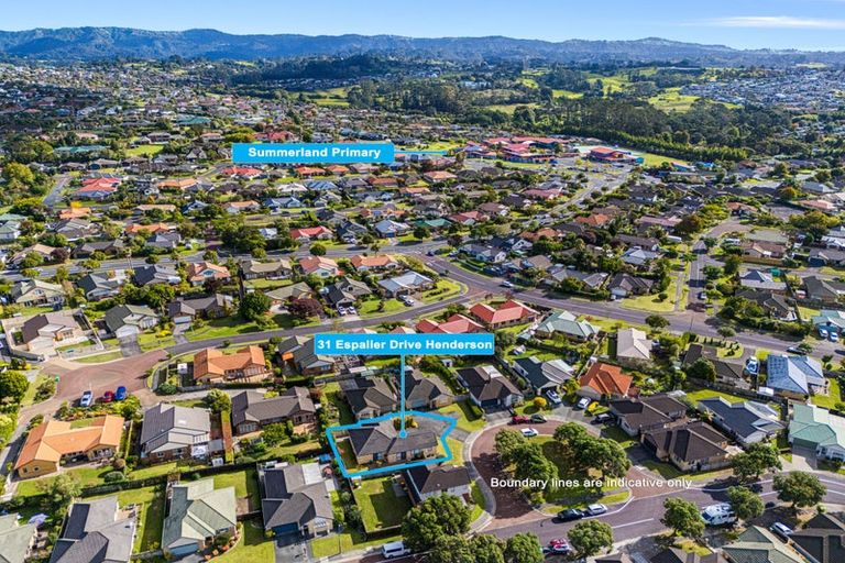 Photo of property in 31 Espalier Drive, Henderson, Auckland, 0612