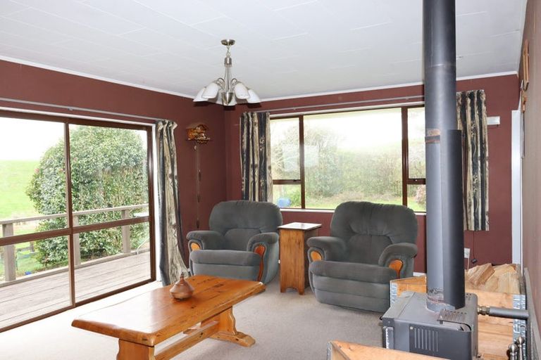 Photo of property in 772 Upland Road, Egmont Village, New Plymouth, 4372