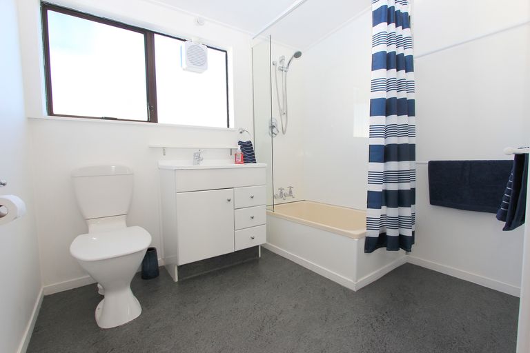 Photo of property in 7b Holdaway Street, Riversdale, Blenheim, 7201