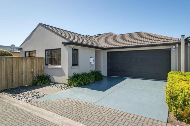 Photo of property in 60 Mahlet Street, Northwood, Christchurch, 8051