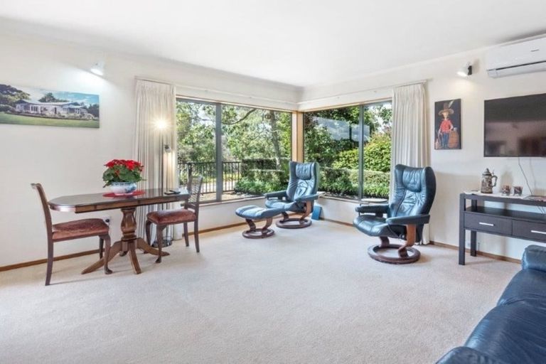 Photo of property in 74 Delamare Road, St Andrews, Hamilton, 3200