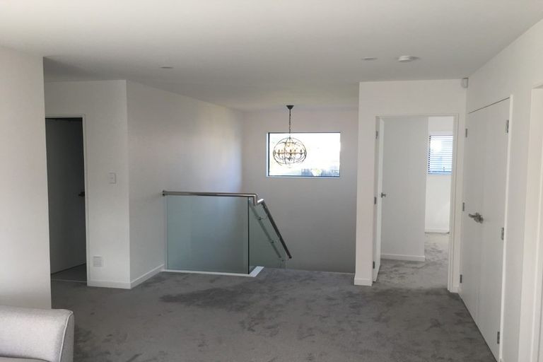 Photo of property in 49 Johns Creek Crescent, Silverdale, 0932