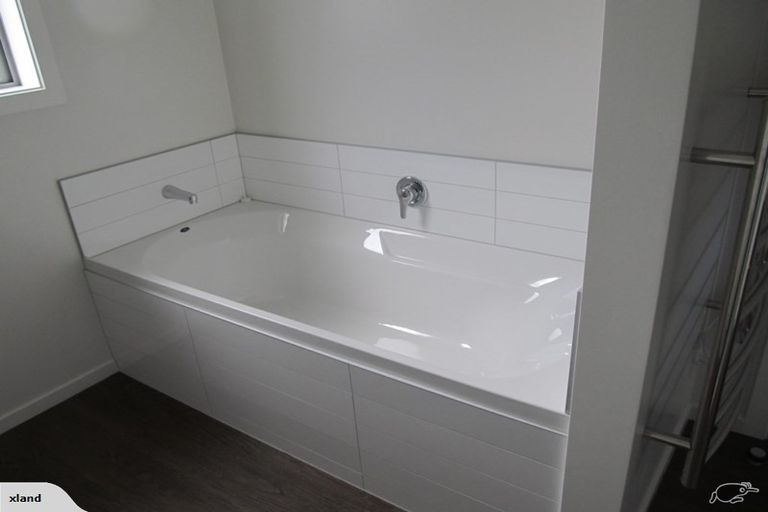 Photo of property in 21 Mascot Street, Tawa, Wellington, 5028