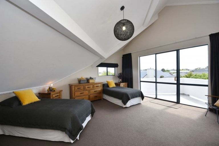 Photo of property in 712 Queens Drive, Waikiwi, Invercargill, 9810