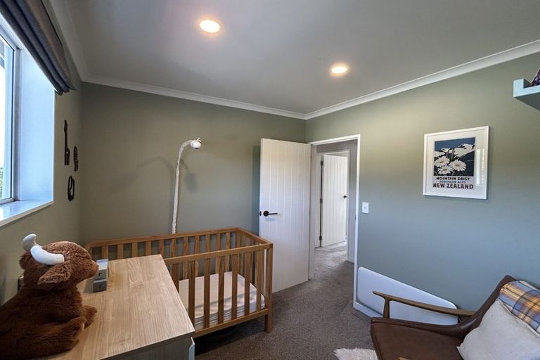 Photo of property in 29 Kiriwai Road, Paremata, Porirua, 5024