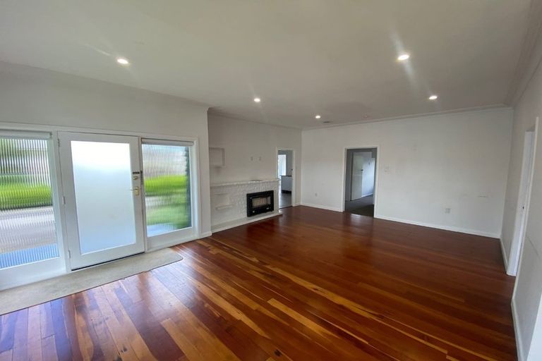 Photo of property in 15 Brown Street, Hamilton East, Hamilton, 3216