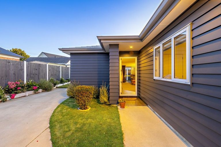 Photo of property in 80a Seddon Street, Pukekohe, 2120