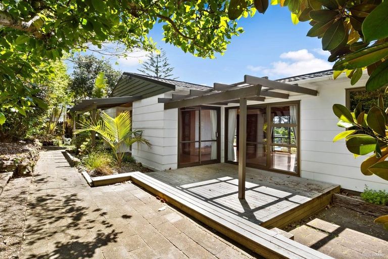 Photo of property in 63 Woodlands Crescent, Browns Bay, Auckland, 0630