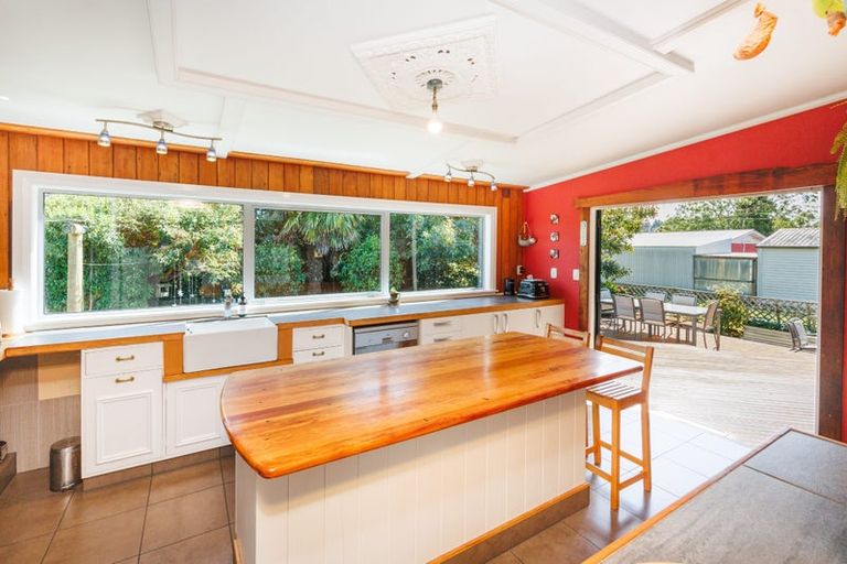 Photo of property in 573 Napier Road, Whakarongo, Palmerston North, 4470