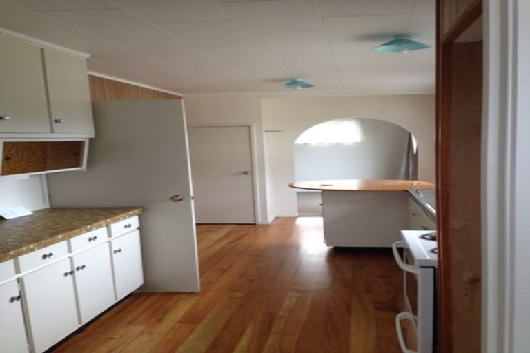 Photo of property in 22 Carbery Place, Manurewa, Auckland, 2102