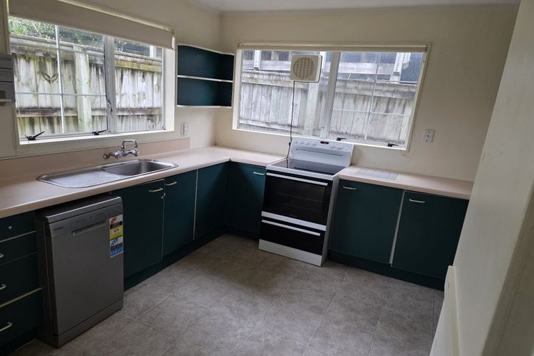 Photo of property in 17b Tweed Road, Papakowhai, Porirua, 5024